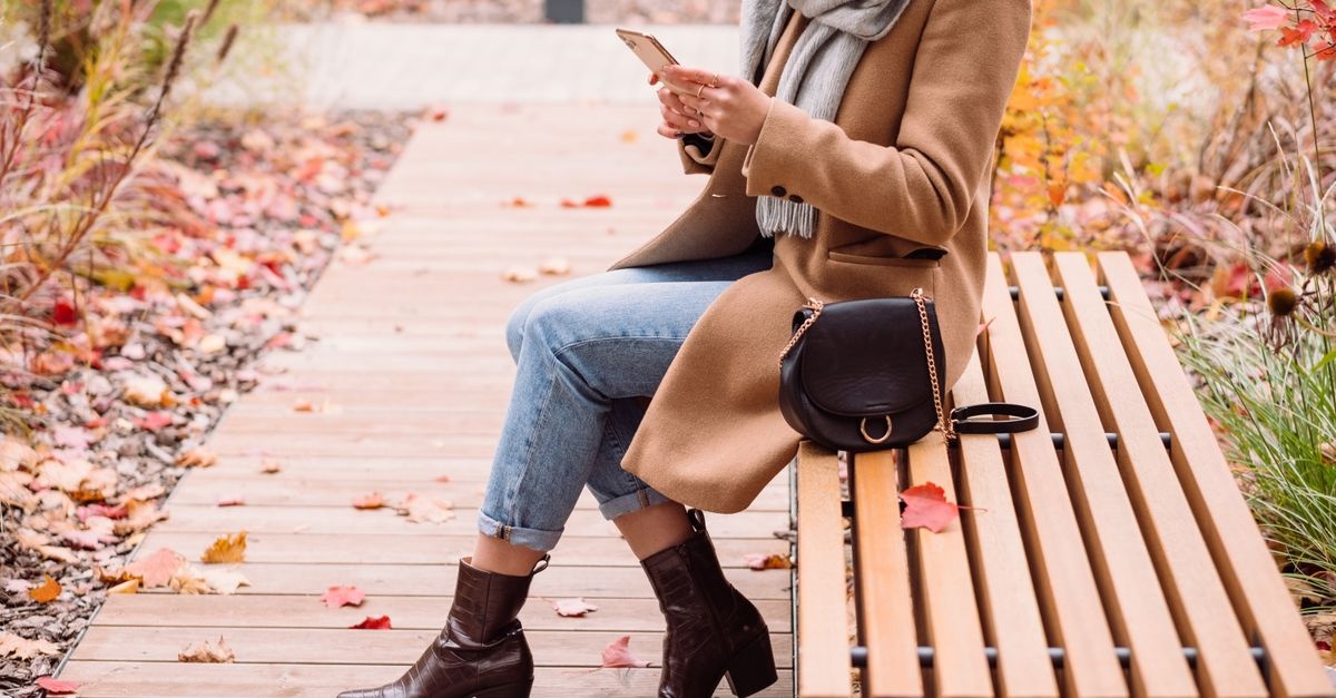 Płaszcz jesienią: 7 stylizacji, które wyglądają świetnie i chronią przed chłodem