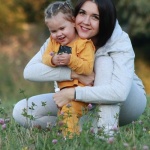 Mama w równowadze: jak pogodzić życie rodzinne, pracę i czas dla siebie